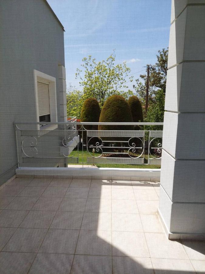 La Maison De Catherine Volos Exteriör bild